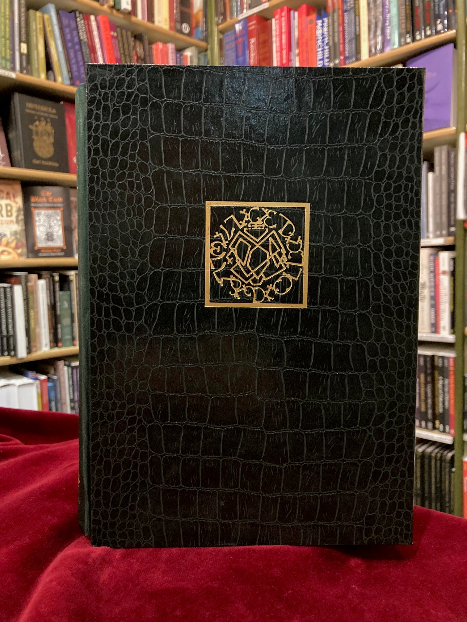 Claves regni by Nikolai Saunders Watkins Books